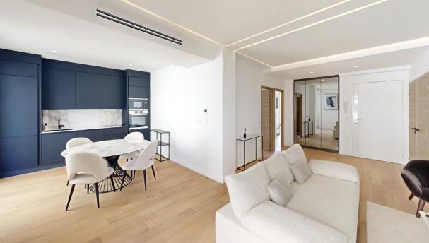 Magnifique Appartement R�novation de luxe,75 m� sur la Croisette
