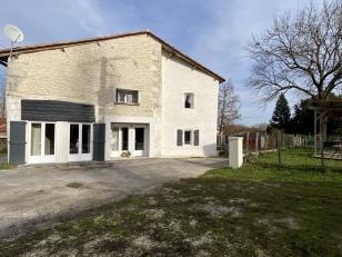 MAISON DE CARACTERE
