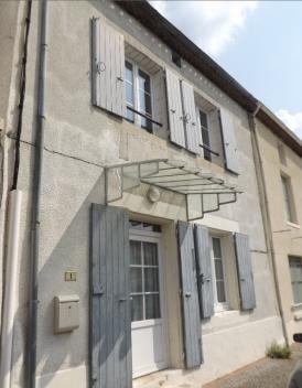 Abzac - Maison avec trois chambres et jardin spar
