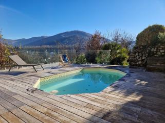 Maison individuelle avec piscine
