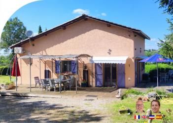 Maison avec terrain sur commune de saint-Antonn-Noble-Val
