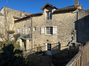 Magnifique maison de ville franaise unique 
