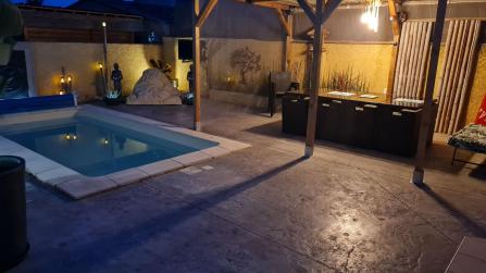 22.1702  BELLE VILLA RECENTE T4 AVEC PISCINE DANS SECTEUR CALME / A SAISIR
