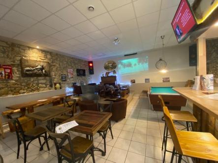 Bar-restaurant florissant au coeur d'un village m�di�val !
