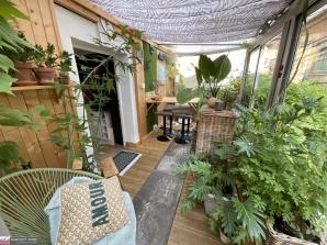 Maison de village T5 offrant 190 m� avec terrasse et v�randa de 10 m�
