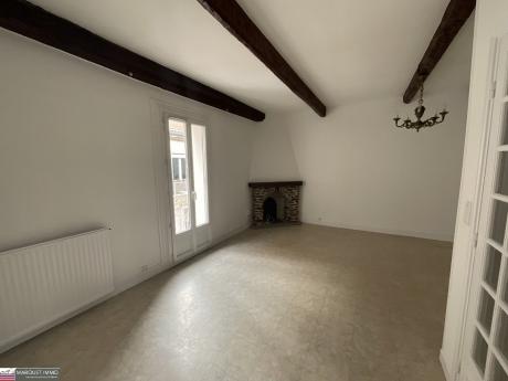 Appartement T3 offrant 68 m avec grand garage 35 m
