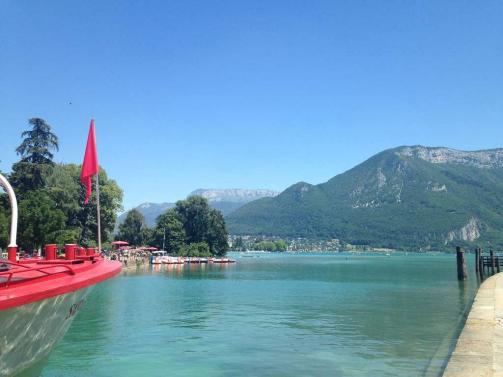 PROCHAINEMENT ! C'est � Poisy, aux portes de la suisse, que nous vous proposons ce superbe loge