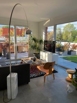 A 15 MIN CENTRE GENEVE SUPERBE APPARTEMENT TYPE VILLA SUR LE TOIT T3 BBC TRES GRANDE TERRASSE 80m V