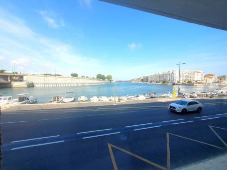 34200 S�te-T3 70m2-quai Bost
