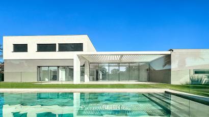 MATI�RE � R�FLEXIONS �
