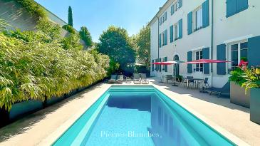 DU TRAIT AU DESSEIN �
