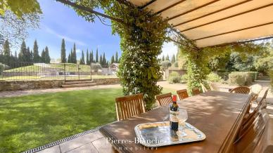 L'ANTRE ROMANTIQUE �
