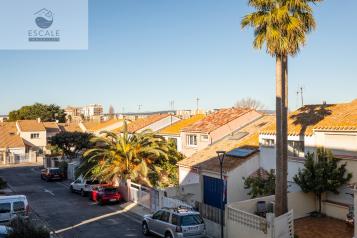 VENTE GRAND STUDIO + PARKING + CAVE QUARTIER LES METAIRIES A SETE
