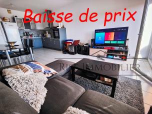 Superbe appartement de standing de 72 m2 au dernier �tage dy Polygone de B�ziers � 158500 euros
