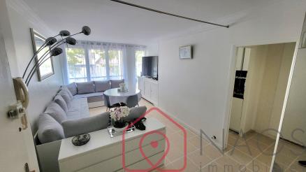 Tr�s bel appartement
