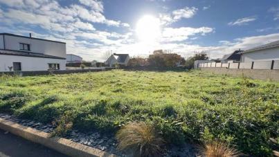 J�r�me beuzet vous propose de d�couvrir ce terrain constructible viabilis� dans quartier privil�gi�