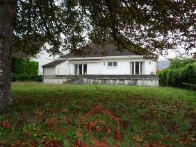 Pavillon pierre de taille T4- 117 m hab
