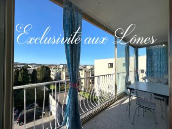 Six-Fours les L�nes, T2 au dernier �tage, � 300 m de la plage de Bonnegr�ce
