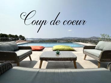 Ollioules, villa moderne de 240 m�, 5 chambres, vue mer
