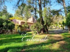 Le Castellet, maison � fort potentiel avec d�pendance et double garage

