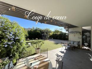 Sanary-sur-Mer, T3 de 88 m avec terrasse et jardin, proche plage et commerces
