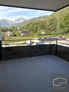 Appartement T2 (43 m�) � vendre � CHALLES LES EAUX
