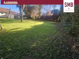 Terrain de 647 m� � Lons, en deuxi�me ligne
