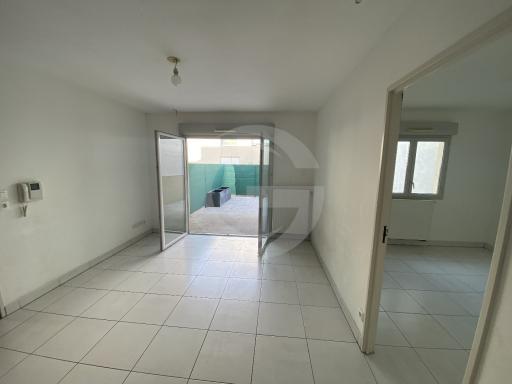 SETE CENTRE VILLE - T3 ET PARKING
