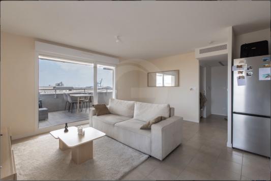 SETE T3 RESIDENCE DE 2023 - TERRASSE ET PARKING 
