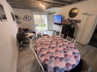 Maison de village 4 chambres centre ville de C�RANS 
