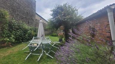 Maison de bourg 96m� Chanzeaux
