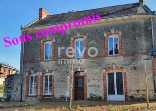 Maison FAMILIALE aux beaux volumes !!!                           
