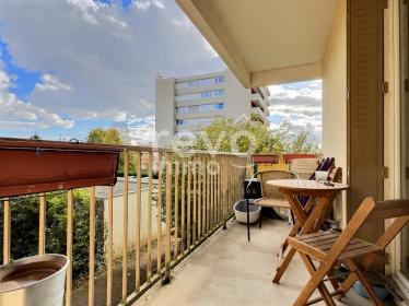 Appartement T4 - 96m2 avec balcon
