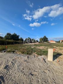 Terrain 679m� - Corcou� sur Logne (44650)
