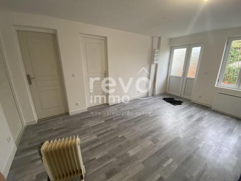 Maison r�nov�e 2 chambres grande pi�ce de vie 72160
