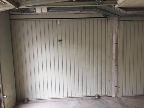 Garage � vendre 
