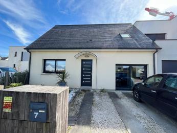 Maison de 105 m� � Beaucouz�
