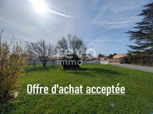 Terrain constructible 328m - SAINT PHILBERT DE GRAND LIEU (44310)
