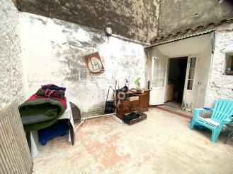 SAINT PARGOIRE: EXCLUSIVITE : Maison coeur de village � renover 122 m� hab, terrasse et cour, gros p