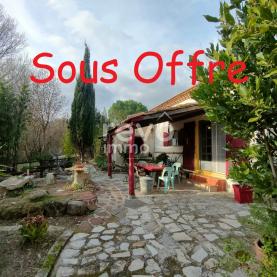 NEBIAN / MAISON ATYPIQUE ET INDPENDANTE SUR 3200 m de terrain

