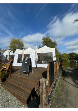 Vente d'un Fond de Commerce - Guinguette avec Terrasse en Bord de Mayenne
