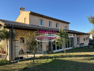 Grande villa familiale 5 chambres sur 1605 m� de terrain
