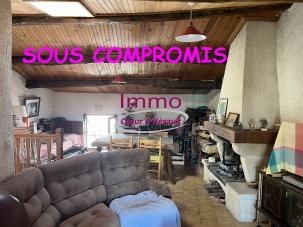 Maison de village traversante avec cour
