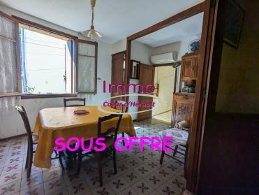 LE POUGET MAISON DE VILLAGE 
