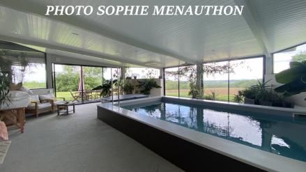 FERME DE TYPE T8 DE 370 M2 DONT UNE PISCINE INTERIEURE SUR UNE PARCELLE DE 3061 M2
