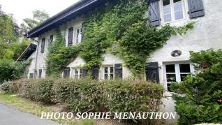 PROPRIETE DE 2 HECTARES DE TYPE 7 pi�ces de 378 m2 AVEC PISCINE
