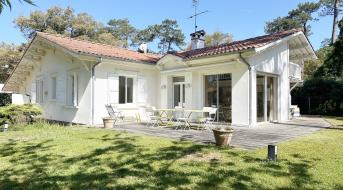 VILLA DE TYPE 5 DE 164 M2 SUR UNE PARCELLE DE 1270 M2
