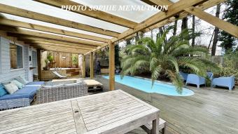 MAISON ATELIER BUREAU DE TYPE T5 DE 180 M2 
