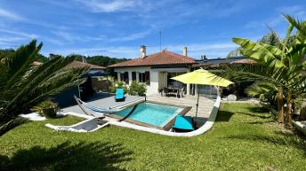 TARNOS MAISON TRADITIONNELLE DE TYPE T6 DE 169 M2 AVEC PISCINE 
