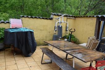 MAISON DE VILLAGE  RENOVEE  AVEC TERRASSE 
